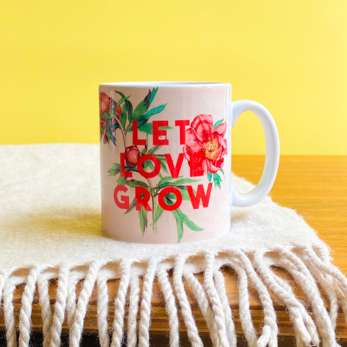 Custom coffee mugs by Art Wow Print